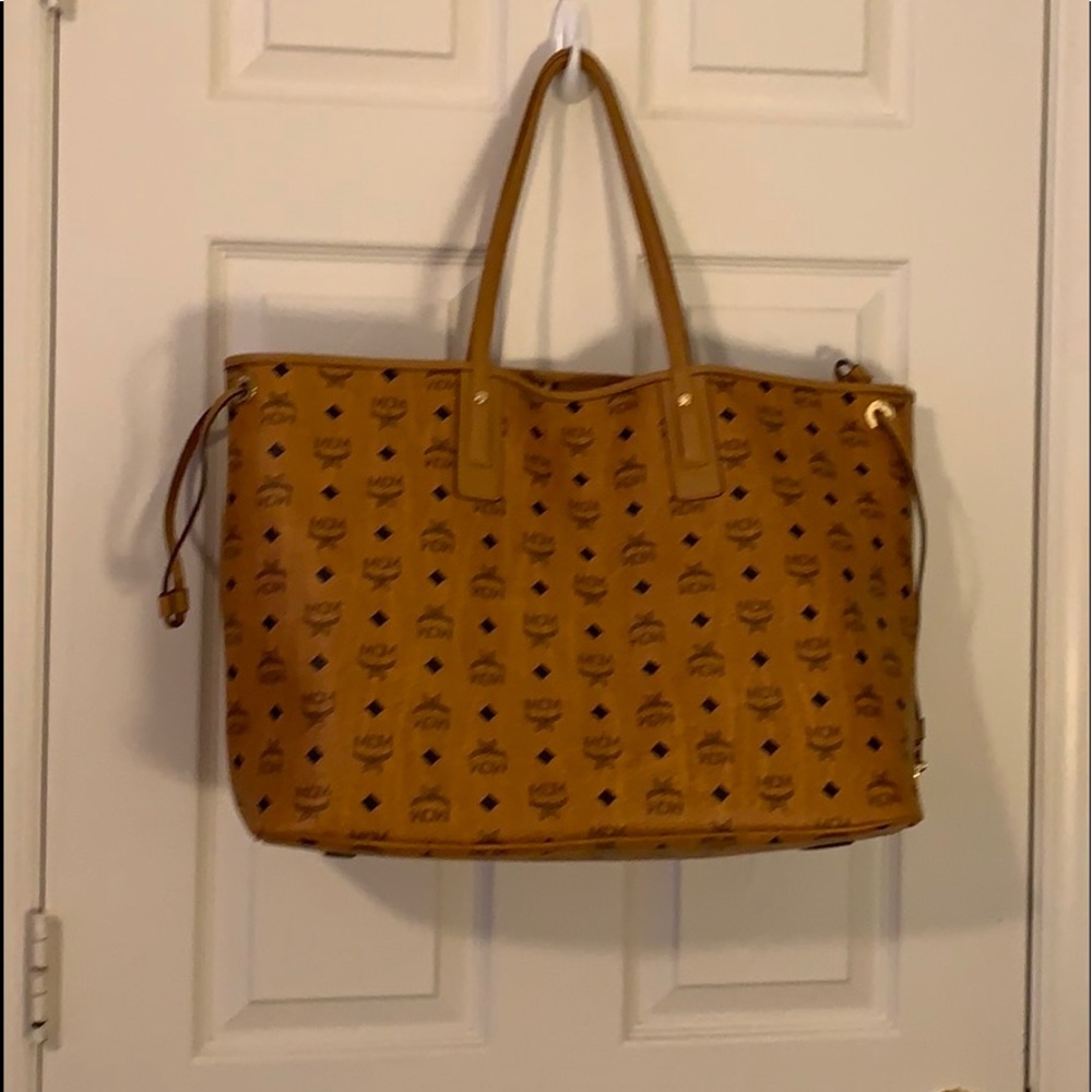 Large handbag
